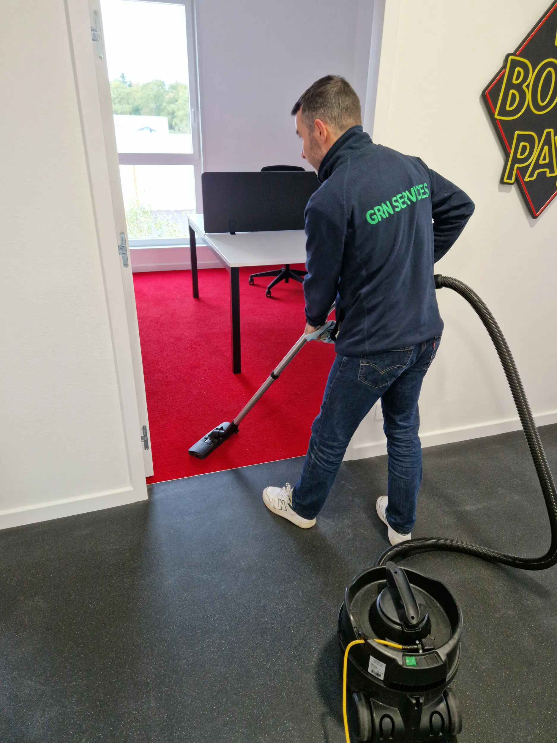 Entretien courant de locaux sur Châteaugiron, Noyal sur Vilaine, Rennes et sur le département d'Ille et Vilaine