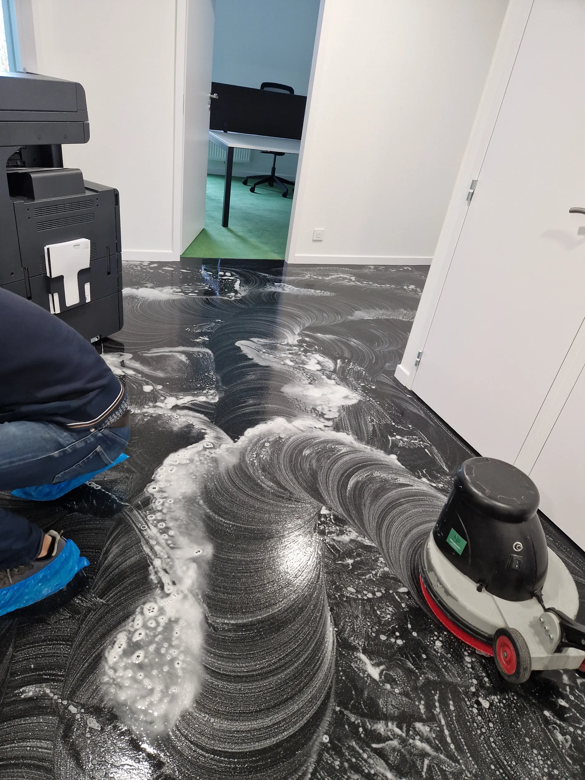 Entretien courant de locaux sur Châteaugiron, Noyal sur Vilaine, Rennes et sur le département d'Ille et Vilaine