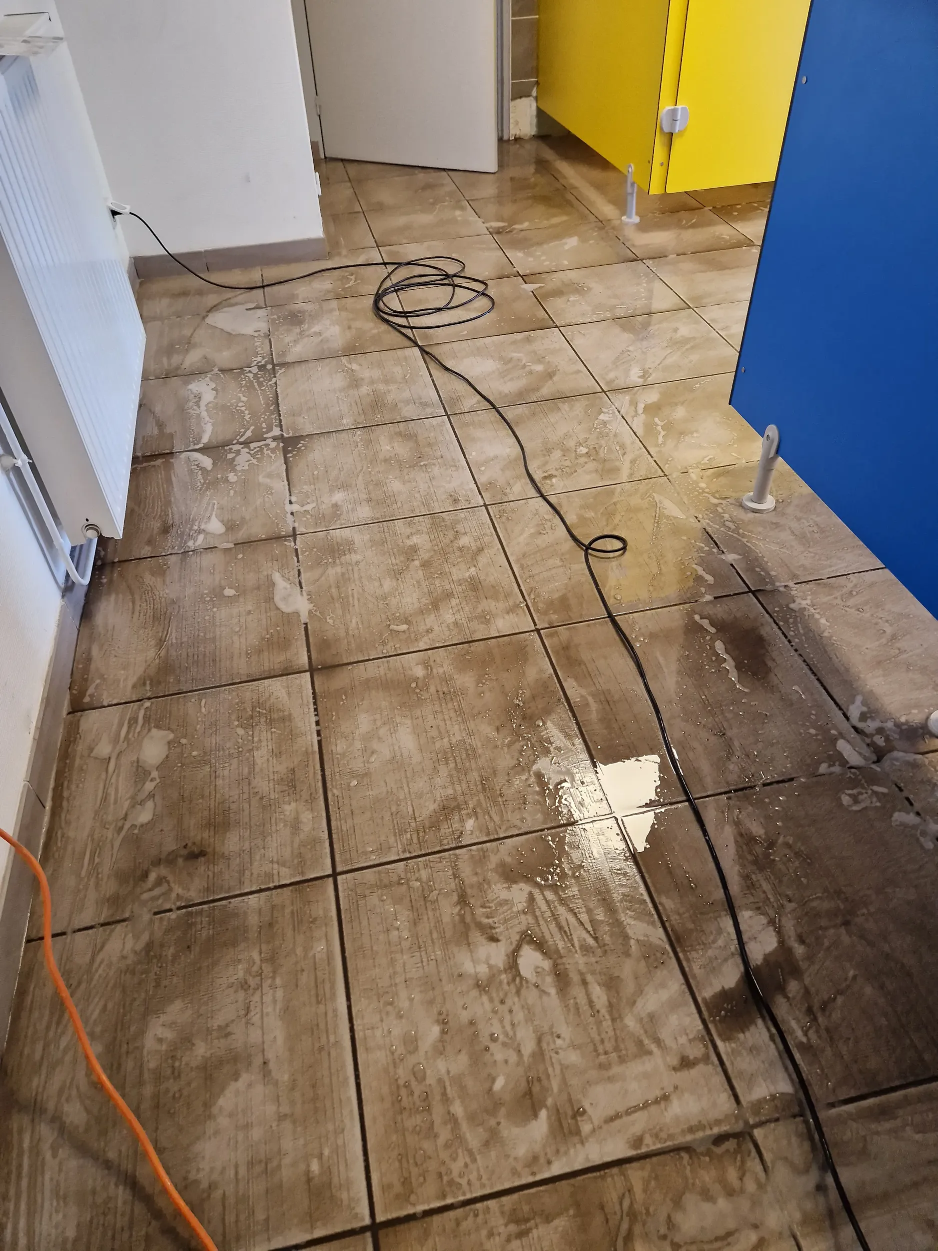 Remise en état de locaux professionnels sur Châteaugiron, Noyal sur Vilaine, Rennes et sur le département d'Ille et Vilaine