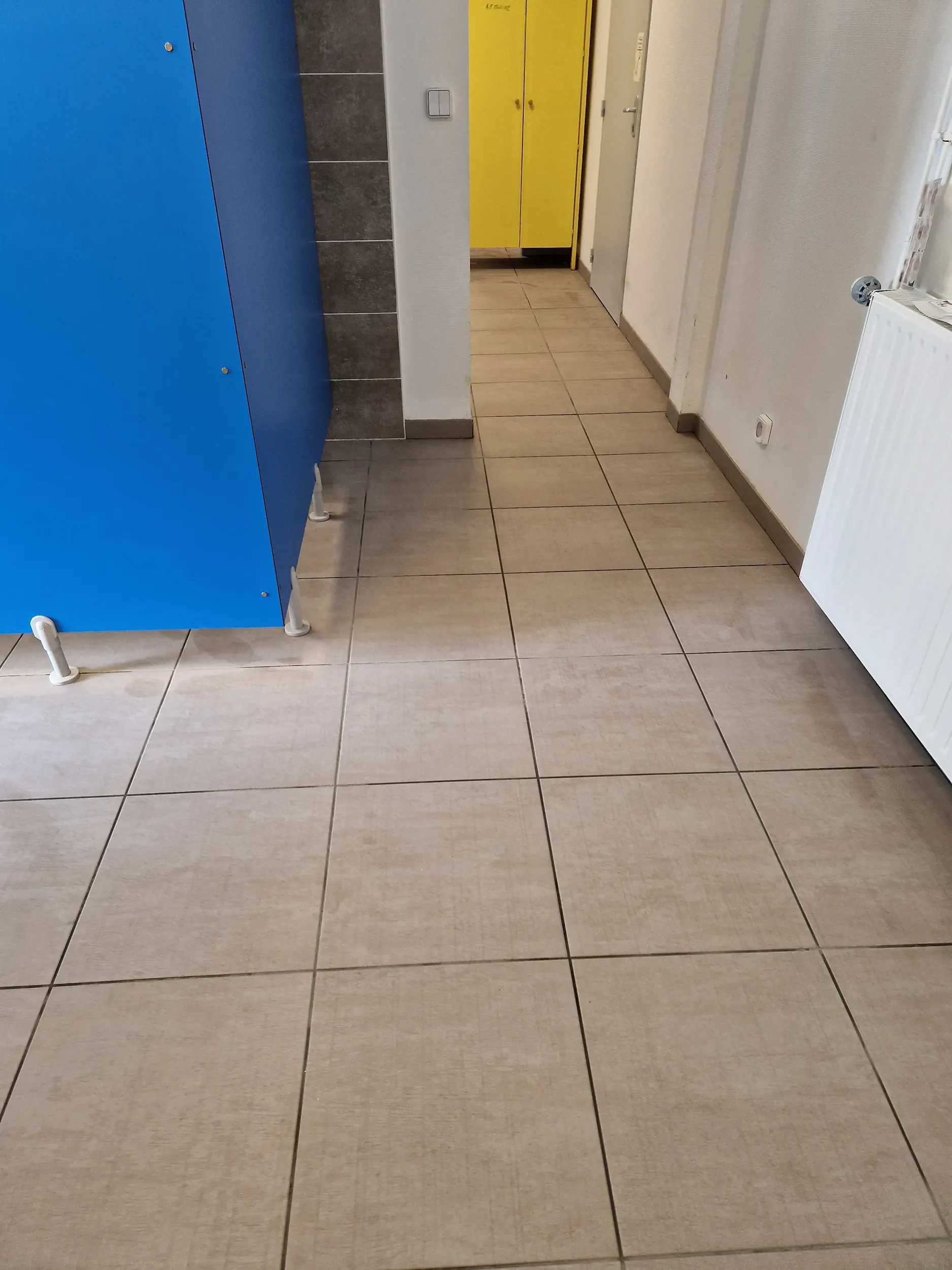 Remise en état de locaux professionnels sur Châteaugiron, Noyal sur Vilaine, Rennes et sur le département d'Ille et Vilaine